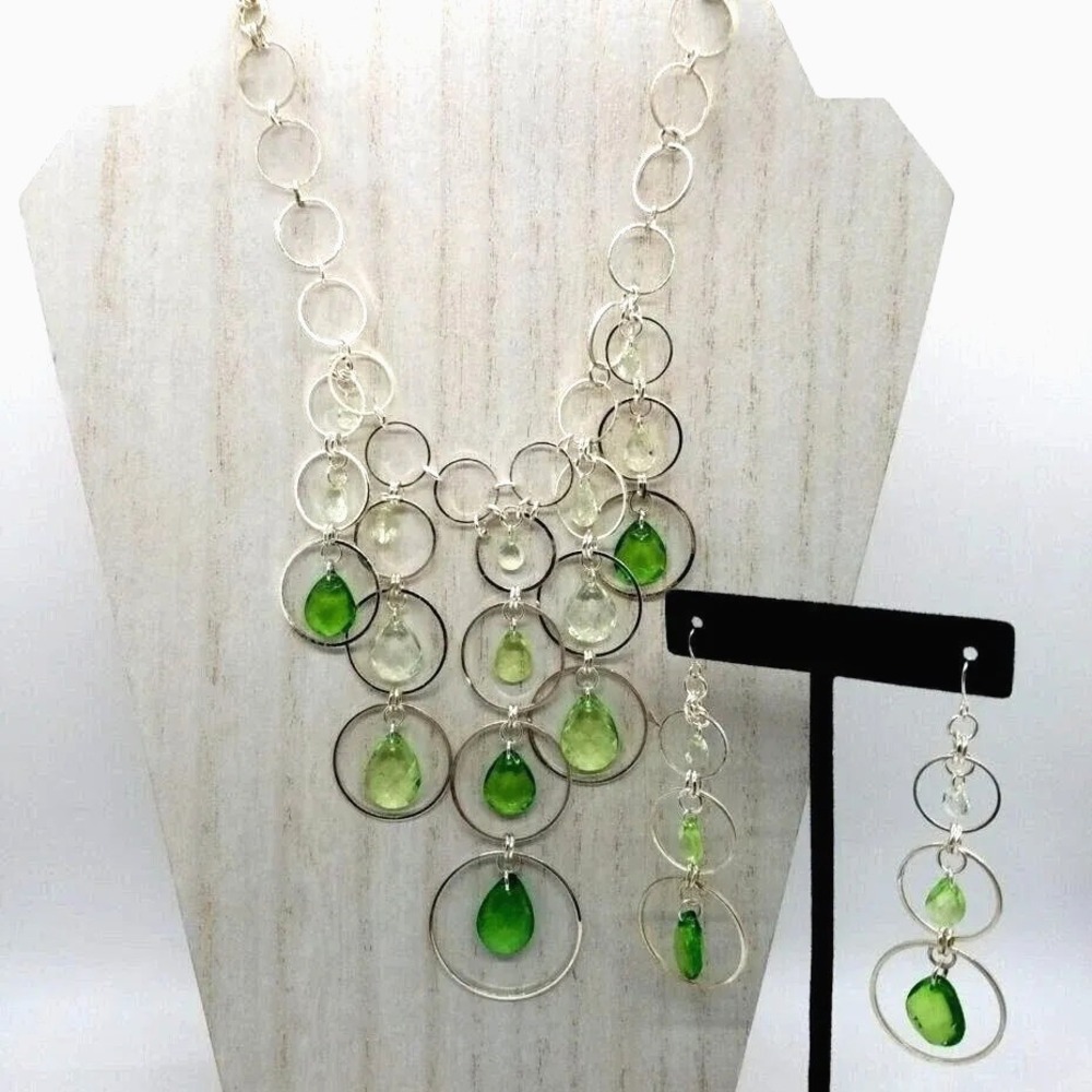 Silver Tone Green‎ Teardrop Bib Necklace Earrings Set Signed Z Costume Jewelry